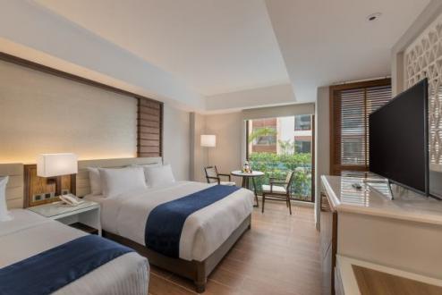 Premier Room with Direct Pool Access