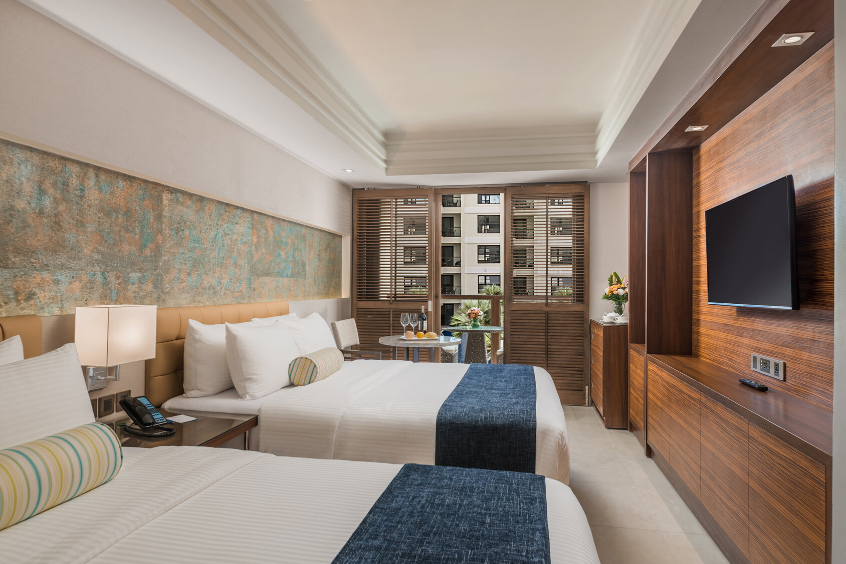 Deluxe Room (East Wing, Main Roadside)